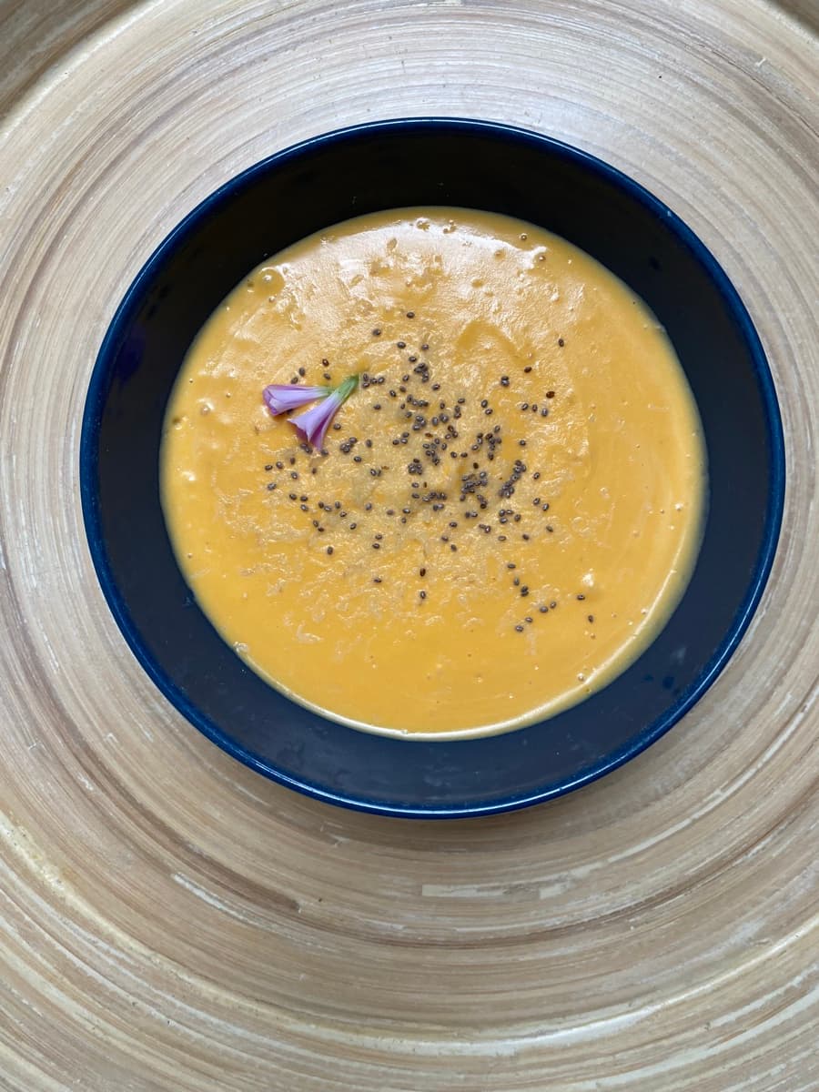 Velouté de saison cuisine postnatale par Joanne Doula
